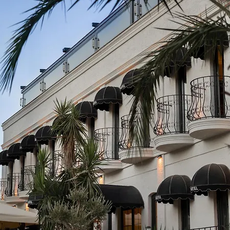 מלון Onyour Dreams